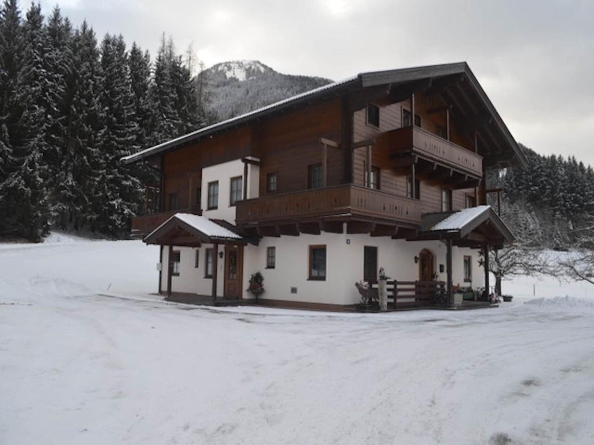 Beautiful Apartment In Mittersill With Balcony Exteriör bild