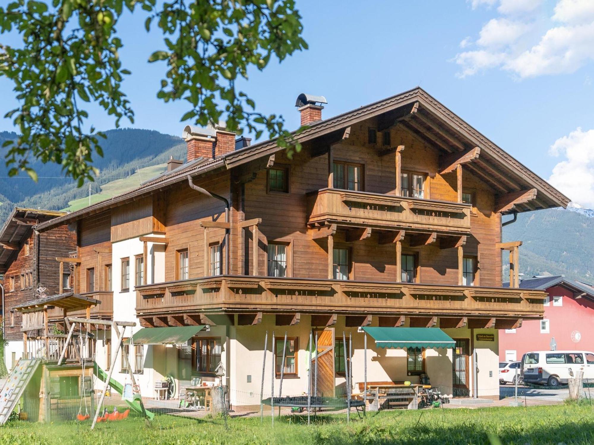 Beautiful Apartment In Mittersill With Balcony Exteriör bild