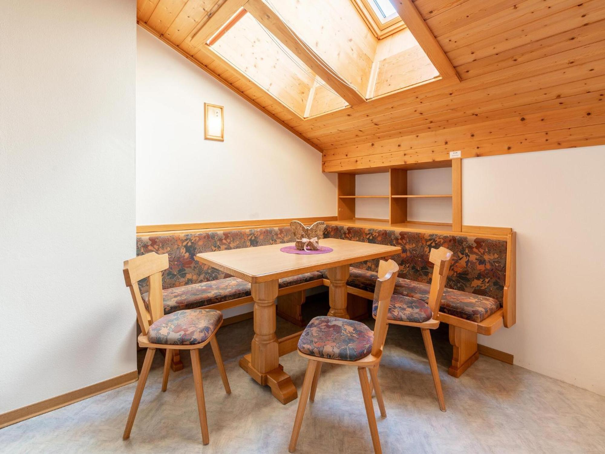Beautiful Apartment In Mittersill With Balcony Exteriör bild