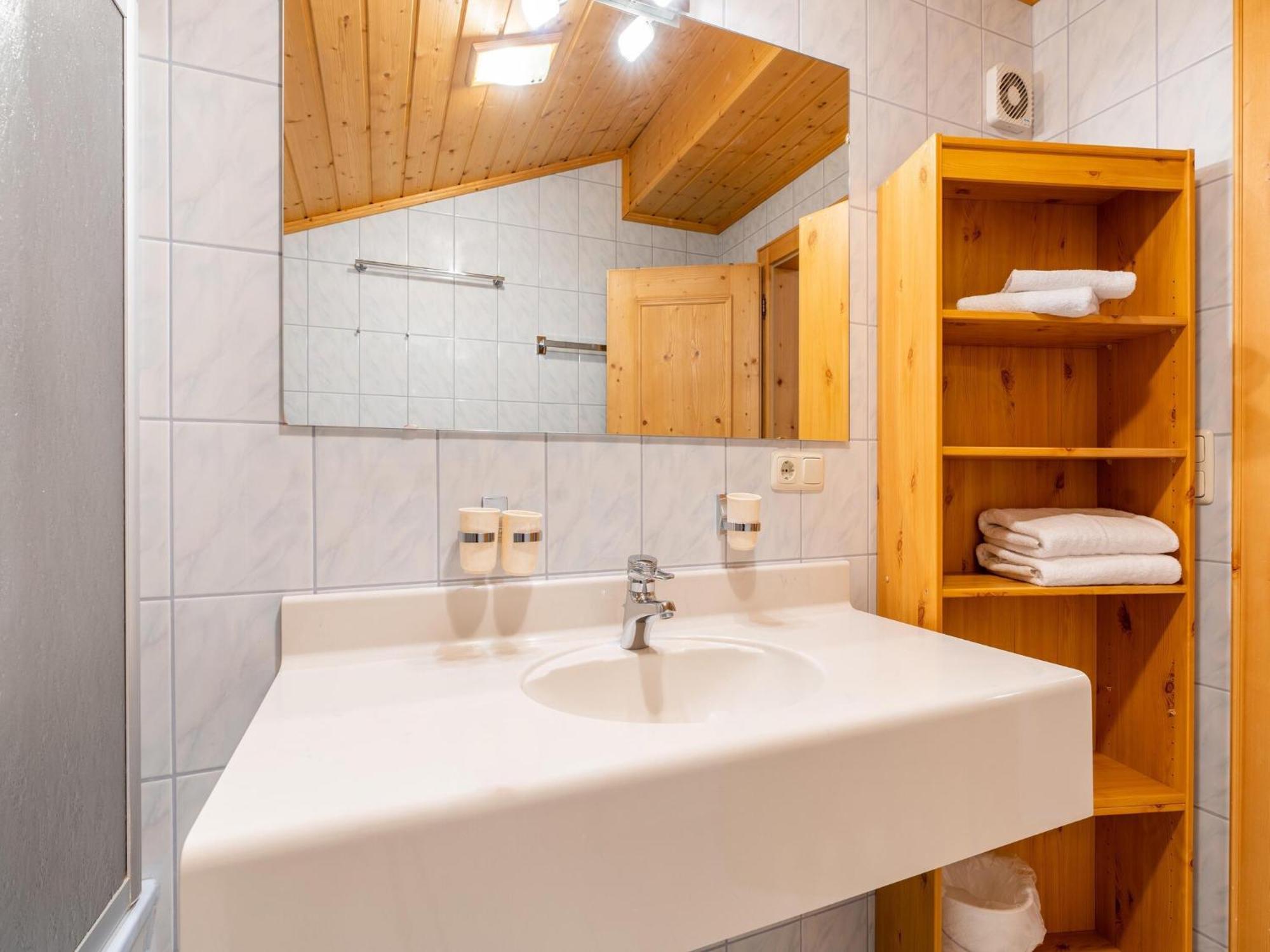 Beautiful Apartment In Mittersill With Balcony Exteriör bild